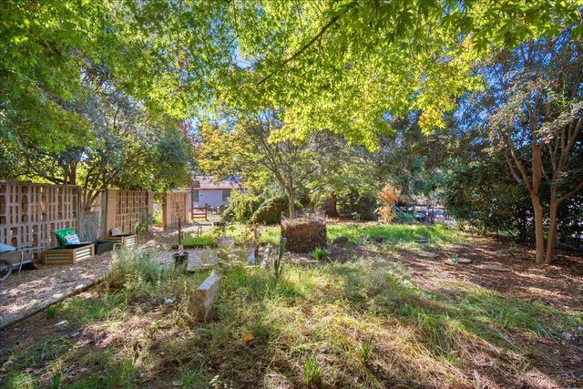 6086 Park Ave, Marysville, CA 95901