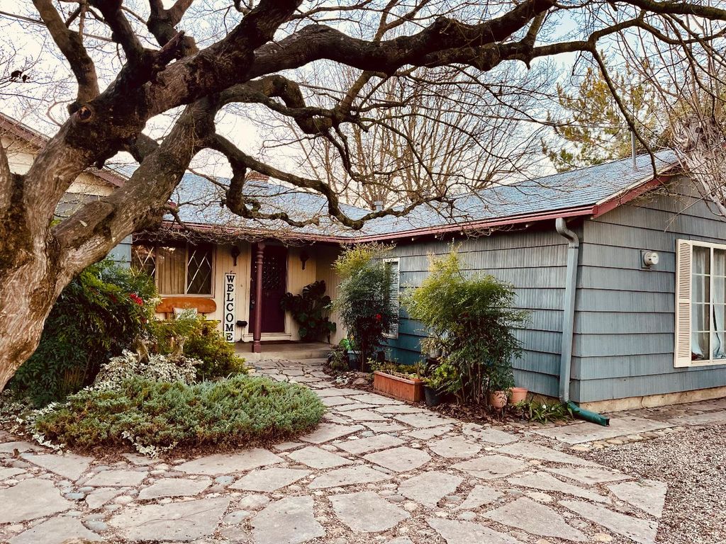 6086 Park Ave, Marysville, CA 95901