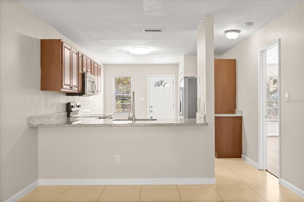 Image 6 of property listing at 1444 SOPHIE BOULEVARD, Orlando, FL 32828