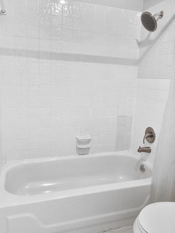 807 W 25th ST 312, Austin, TX 78705