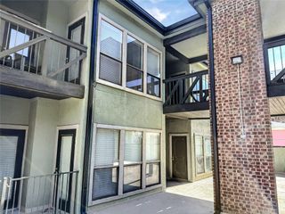 807 W 25th ST 312, Austin, TX 78705