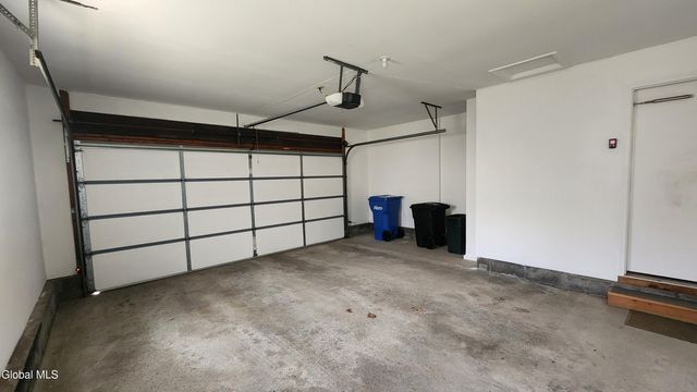 16 Woodridge Street, Albany, NY 12203
