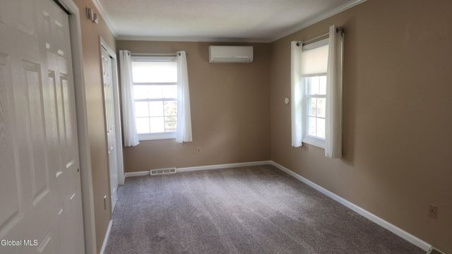 16 Woodridge Street, Albany, NY 12203