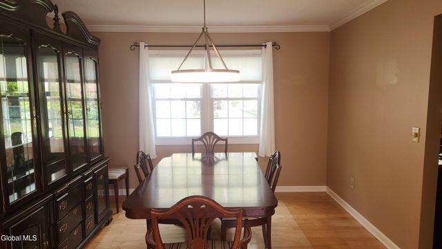 16 Woodridge Street, Albany, NY 12203