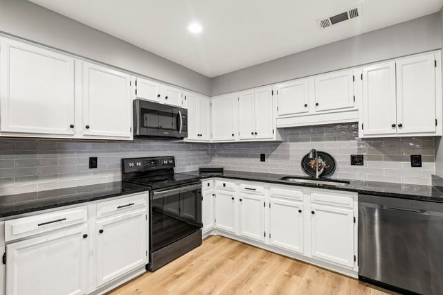 254 Mayflower Ln, N, Madison, TN 37115