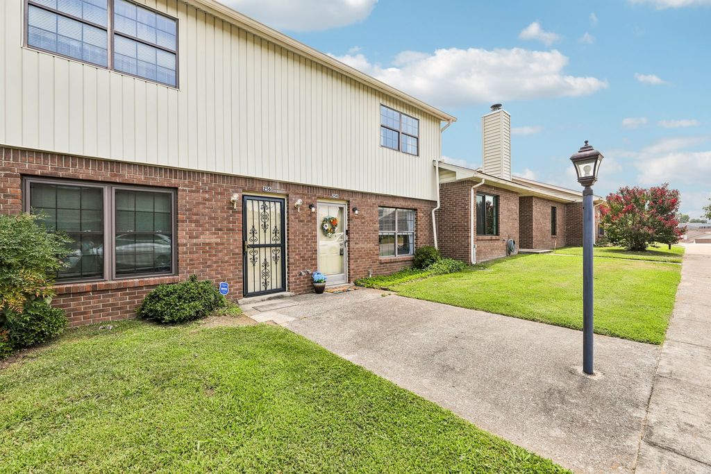 254 Mayflower Ln, N, Madison, TN 37115