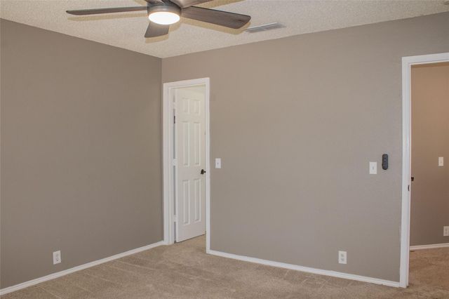 3240 Roddy Drive, Fort Worth, TX 76123