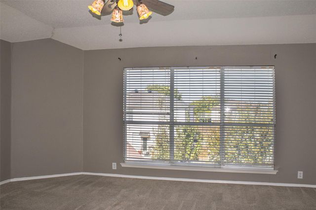 3240 Roddy Drive, Fort Worth, TX 76123