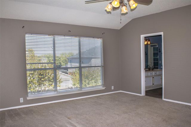 3240 Roddy Drive, Fort Worth, TX 76123