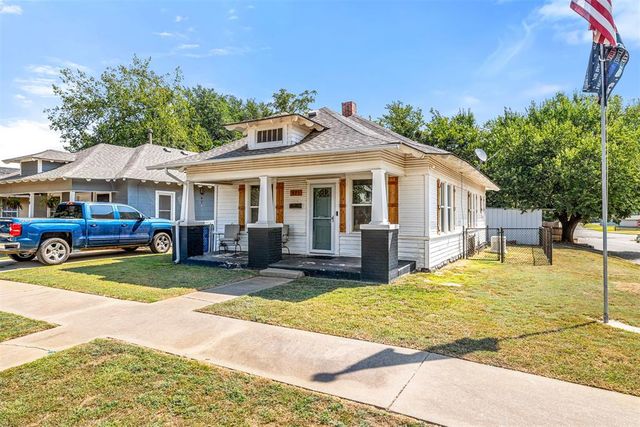 821 S Bickford Avenue, El Reno, OK 73036