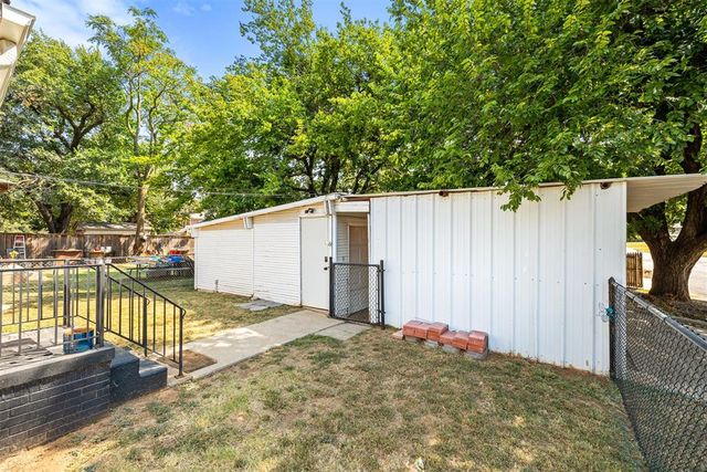 821 S Bickford Avenue, El Reno, OK 73036