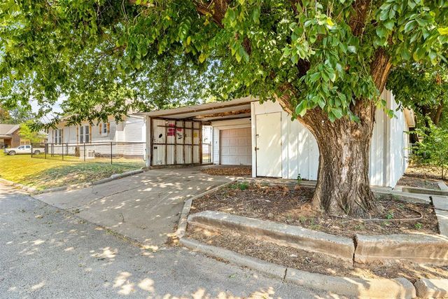 821 S Bickford Avenue, El Reno, OK 73036