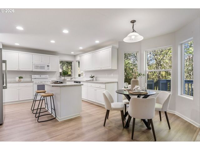 1861 Se 47TH Ave, Hillsboro, OR 97123