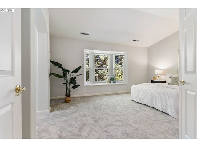 1861 Se 47TH Ave, Hillsboro, OR 97123