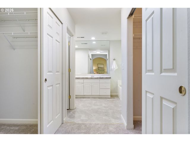 1861 Se 47TH Ave, Hillsboro, OR 97123