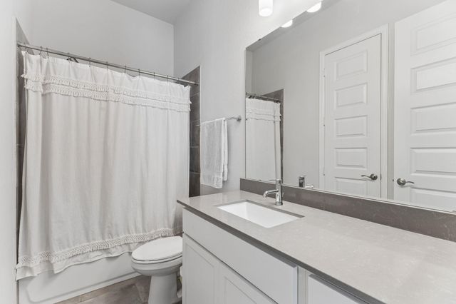 256 Coyote Creek WAY, Kyle, TX 78640