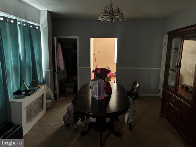 136 HANSEN TER, Darby, PA 19023