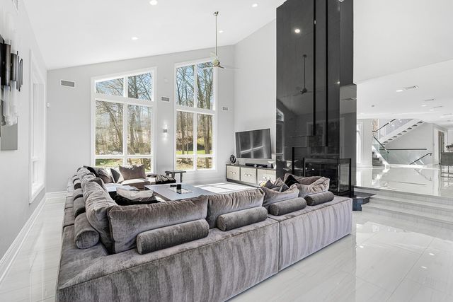 817 SHORE DR, Kinnelon Borough, NJ 07405