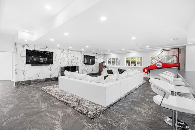 817 SHORE DR, Kinnelon Borough, NJ 07405
