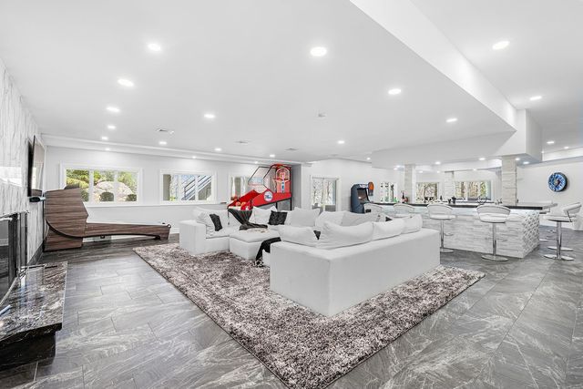 817 SHORE DR, Kinnelon Borough, NJ 07405
