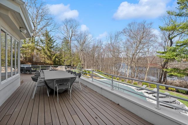 817 SHORE DR, Kinnelon Borough, NJ 07405