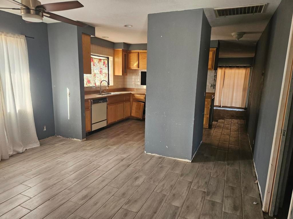 Image 5 of property listing at 12550 United Road, Desert Hot Springs, CA 92240