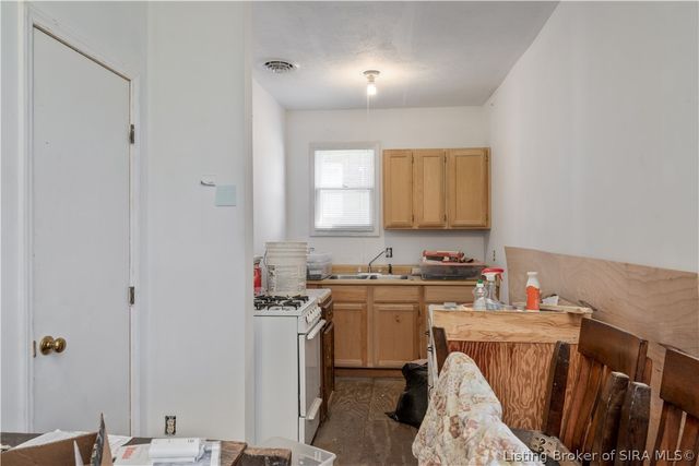 311 Wall Street, Jeffersonville, IN 47130