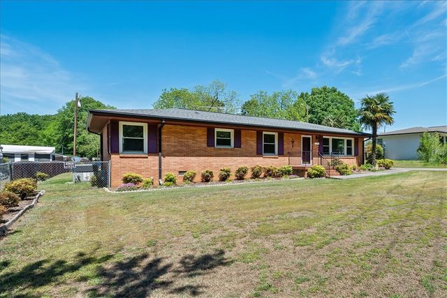 1702 Anderson Drive, Williamston, SC 29697