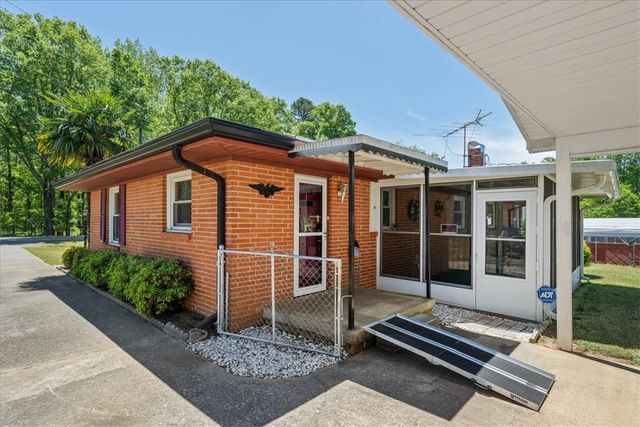 1702 Anderson Drive, Williamston, SC 29697