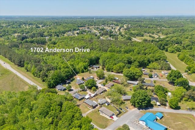 1702 Anderson Drive, Williamston, SC 29697