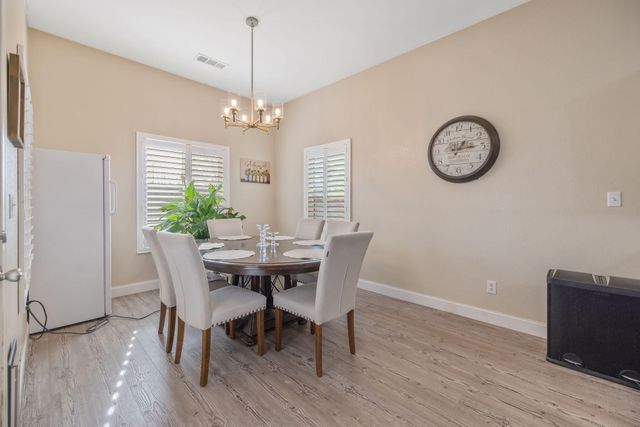 2283 Catavee Avenue, Tulare, CA 93274