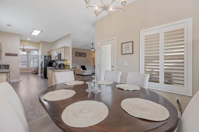 2283 Catavee Avenue, Tulare, CA 93274