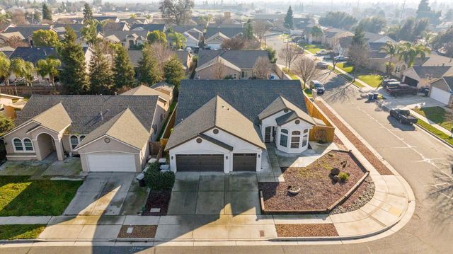 2283 Catavee Avenue, Tulare, CA 93274