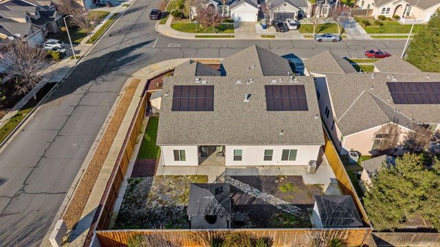 2283 Catavee Avenue, Tulare, CA 93274