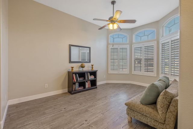 2283 Catavee Avenue, Tulare, CA 93274