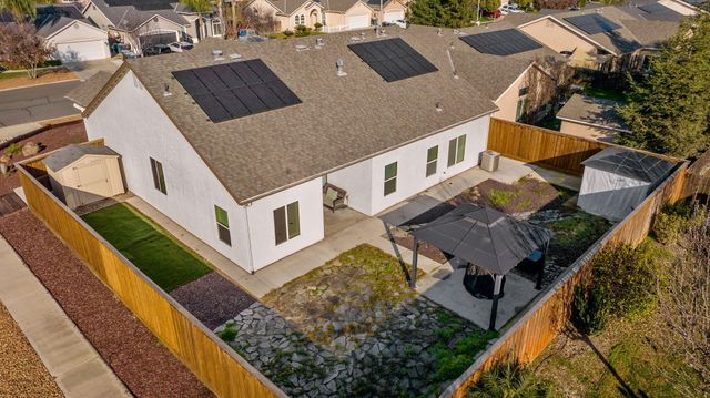 2283 Catavee Avenue, Tulare, CA 93274