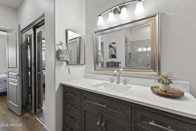 18973 N AZTEC POINT Drive, Surprise, AZ 85387