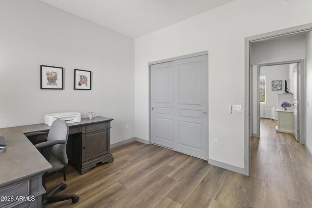 18973 N AZTEC POINT Drive, Surprise, AZ 85387