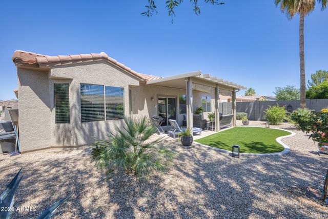 18973 N AZTEC POINT Drive, Surprise, AZ 85387