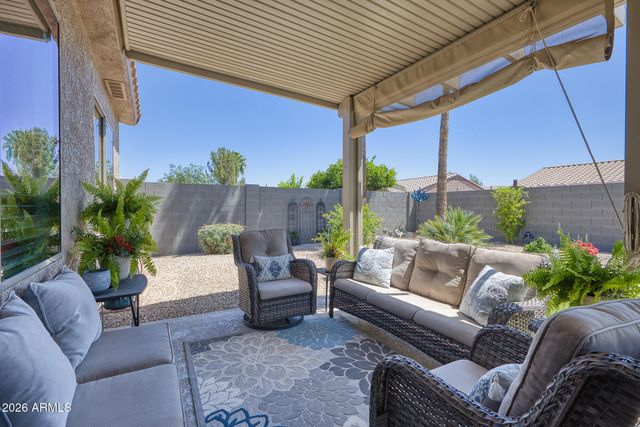 18973 N AZTEC POINT Drive, Surprise, AZ 85387