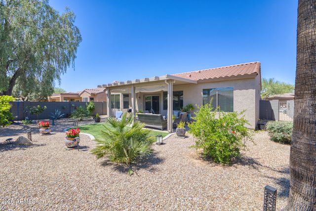 18973 N AZTEC POINT Drive, Surprise, AZ 85387