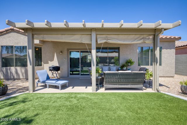 18973 N AZTEC POINT Drive, Surprise, AZ 85387