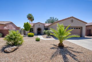 18973 N AZTEC POINT Drive, Surprise, AZ 85387