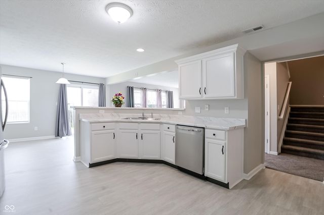 11438 Arches Drive, Indianapolis, IN 46235