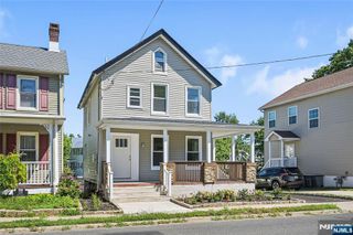 293 1st Street, Keyport, NJ 07735