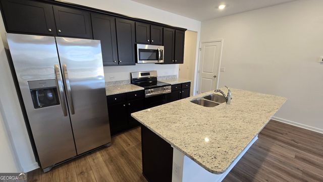 209 Kenoot Drive, Mcdonough, GA 30253