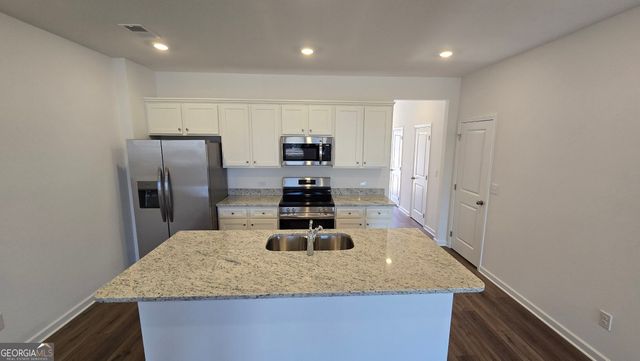209 Kenoot Drive, Mcdonough, GA 30253