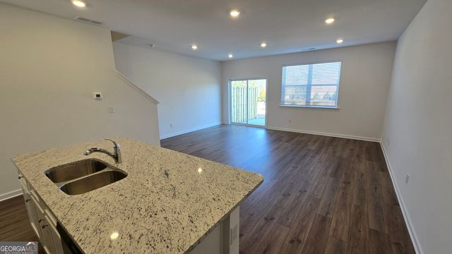 209 Kenoot Drive, Mcdonough, GA 30253