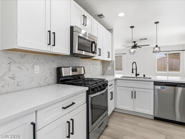 6925 Rancho Santa Fe Drive, Las Vegas, NV 89130