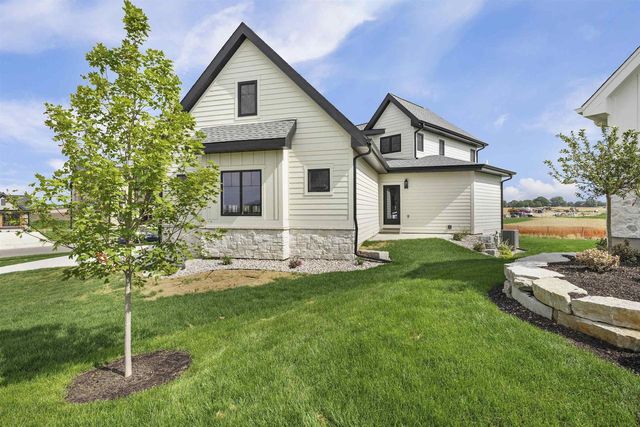 1600 Ginger Lane, Waunakee, WI 53597